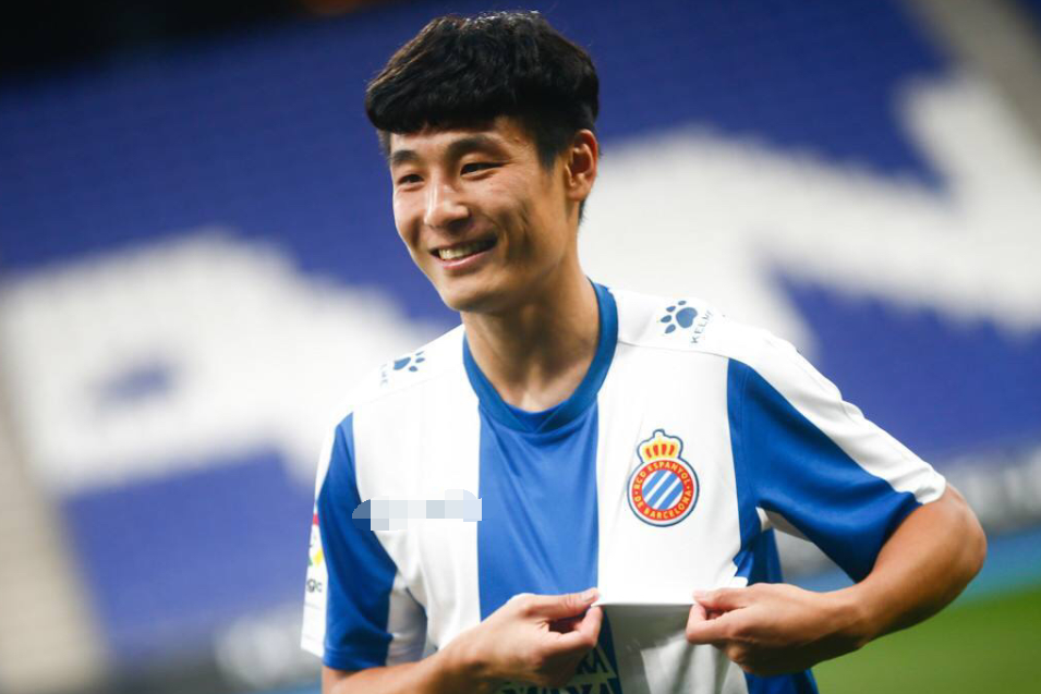 转折点！布莱顿官宣签约，西甲集结日攻防权衡，质疑声仍在，纪律约束更严格的简单介绍-英雄联盟电竞下注