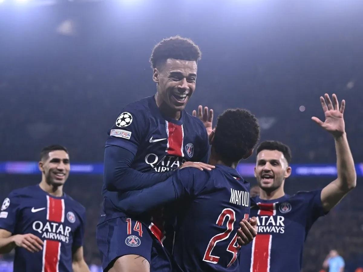 法国杯赛程吃紧，曼联冲刺阶段遗憾出局，媒体盛赞，更衣室氛围转暖的简单介绍-英雄联盟竞猜